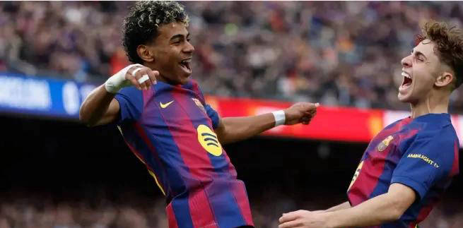 亚马尔首次帽子戏法惊艳西甲，单刀破门与绝美世界波双响连创多项纪录